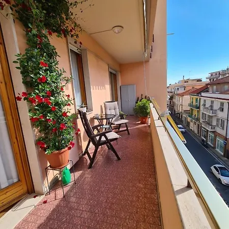 Casa Dell 3 *